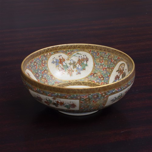 58 · A SMALL MEIJI PERIOD SATSUMA BOWL BY KINKOZAN COMPANY