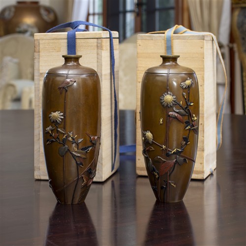 A PAIR OF INLAID BRONZE VASES BY MIYABE ATSUYOSHI OF KYOTO