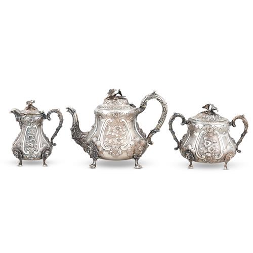 80 · A VICTORIAN STERLING SILVER TEA SERVICE Daniel & Charles Houle, London, 1864