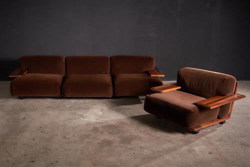 17 · MARIO BELLINI 'PIANURA' MODULAR SOFA SET FOR CASSINA