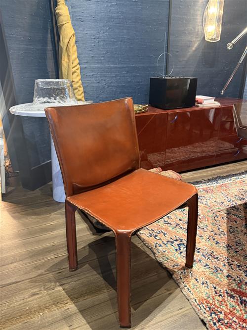 20 · MARIO BELLINI SET OF SIX 'CAB 412' DINING CHAIRS FOR CASSINA