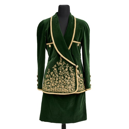 79 · CHANEL, VINTAGE VELVET JACKET AND SKIRT
