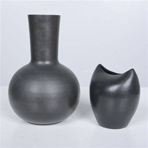 A BRONZE VASE TOGETHER WITH A GLAZED CERAMIC ORGANIC FORM VASE, SIGNED M.E. (30H X 19DIA CM)
