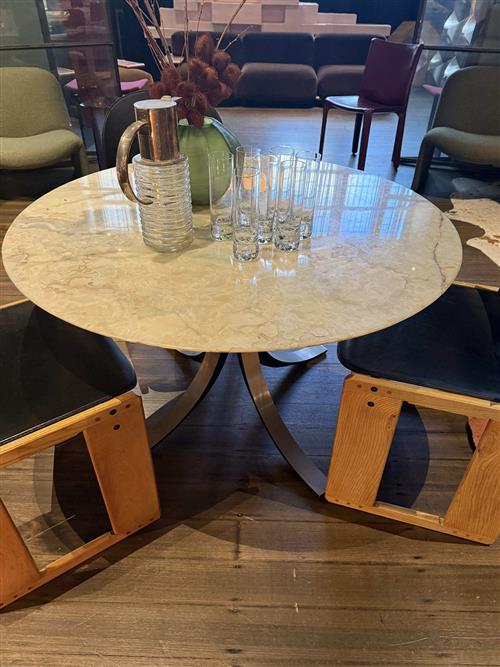 84 · OSVALDO BORSANI 'T69' TABLE FOR TECNO