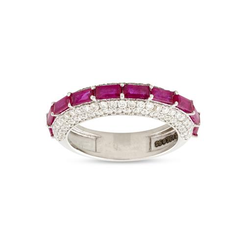 71 · 18CT WHITE GOLD, RUBY AND DIAMOND RING