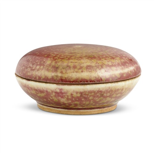 12 · A CHINESE PEACH-BLOSSOM GLAZED BOX AND COVER, KANGXI MARK, 19TH CENTURY