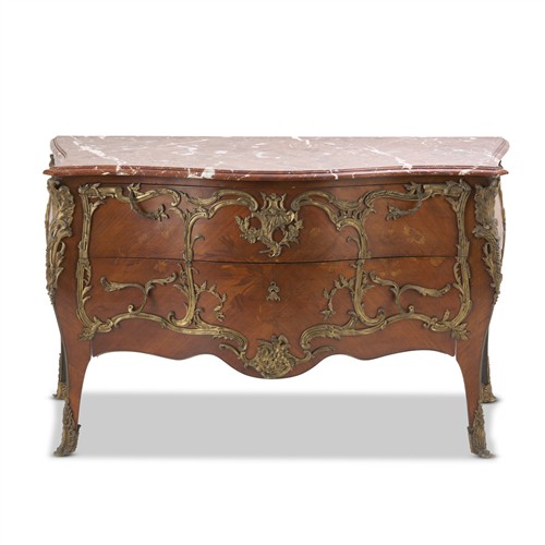 A LOUIS XV-STYLE MAHOGANY AND MARQUETRY COMMODE First half 20th century