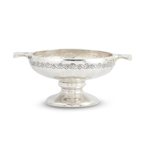 83 · A GEORGE V STERLING SILVER QUAICH BY LIBERTY & Co. Birmingham, 1935, model 50428