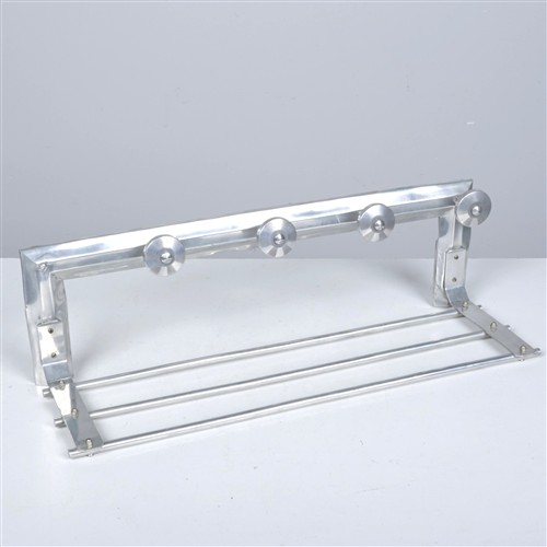 A MID-20TH CENTURY CHROME HANGING HAT/COAT RACK (24H X 80W X 25D CM)