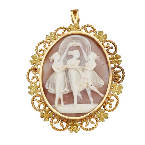 19 · VICTORIAN SHELL CAMEO BROOCH Property of a Private Sydney Collector