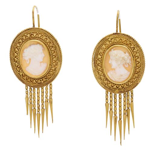 16 · VICTORIAN PAIR OF CAMEO EARRINGS Property of a Private Sydney Collector
