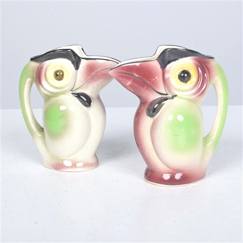 TWO SMALL JAPANESE PORCELAIN TOUCAN JUGS (16H X 15W CM)