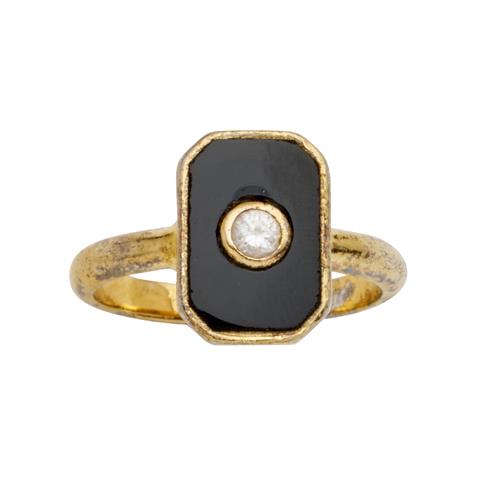 ONYX AND GEM-SET RING Property of a Private Sydney Collector