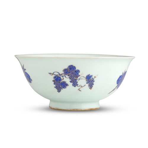 19 · A CHINESE BLUE AND GOLD ENAMEL "FRUITS" BOWL, YONGZHENG SIX-CHARACTER UNDERGLAZE BLUE SEAL MARK AND OF THE PERIOD (1723 - 1735)