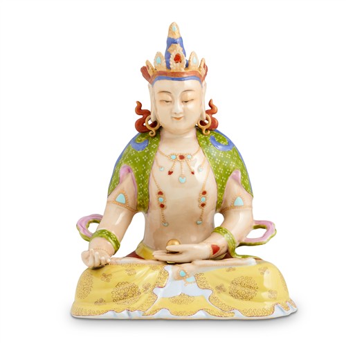 33 · A CHINESE FAMILLE-ROSE SEATED FIGURE OF BUDDHA, QING DYNASTY (1644 - 1911)