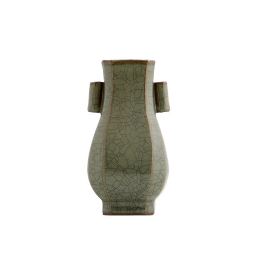 1079 · A CHINESE ICE-CRACKLE GLAZED SQUARE VASE, FANGHU, QING DYNASTY (1644 - 1911)