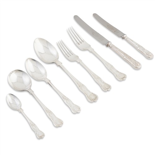 8 · AN ELIZABETH II STERLING SILVER KING'S PATTERN FLATWARE SERVICE Viner's Ltd, Sheffield, variously early–mid-1960s