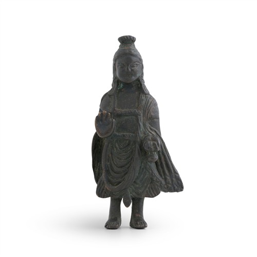 90 · A GANDHARAN BRONZE STANDING FIGURE OF BUDDHA SHAKAYMUNI, POSSIBLY 6TH/7TH CENTURY