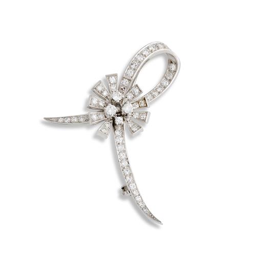 18ct White Gold And Diamond Brooch