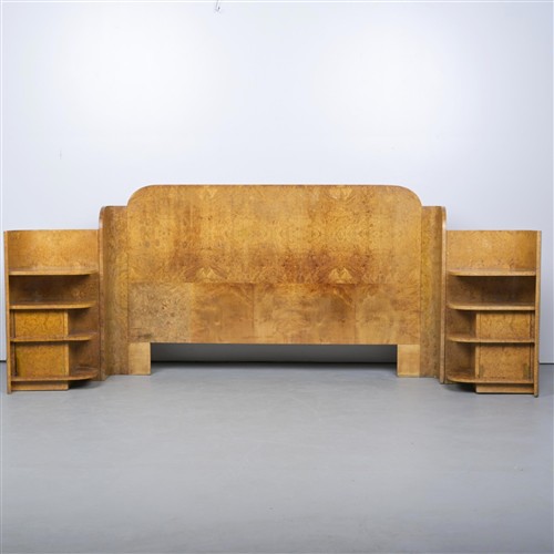 An Art Deco Burr Walnut Contoured Bed Head With Side Drawers (120h X 306w X 66d Cm) - Glass Shelves To Top Of Side Tables