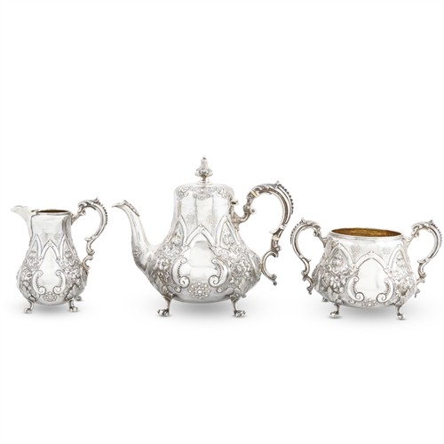 9 · A VICTORIAN STERLING SILVER TEA SERVICE William Hunter & Son, London, 1873