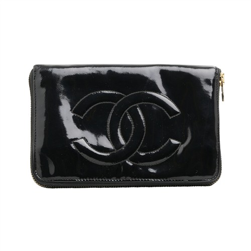 52 · CHANEL, BIFOLD WALLET