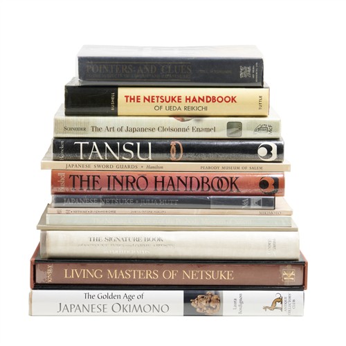 1038 · 13 BOOKS ON JAPANESE NETSUKE