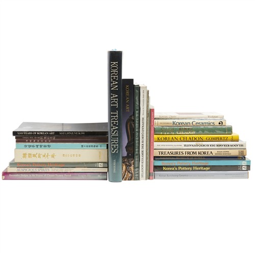 1036 · 28 REFERENCE BOOKS AND EXHIBITION CATALOGUES ON KOREAN ART AND MUSEUM COLLECTIONS