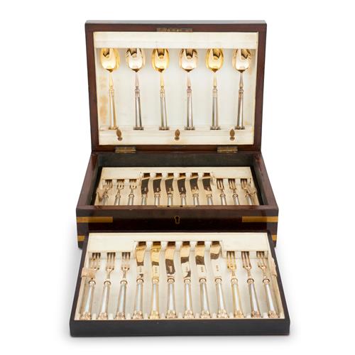 95 · AN EDWARDIAN CASED STERLING SILVER GILT AND NACRE DESSERT SERVICE Harrison Brothers & Howson, Sheffield, 1900–1904