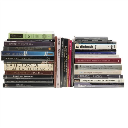 1020 · 33 REFERENCE BOOKS ON INDONESIAN AND JAVANESE TRIBAL AND ETHNOGRAPHIC ART