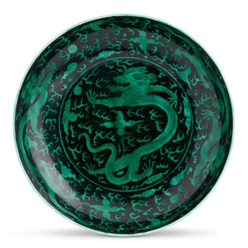 13 · A CHINESE BLACK-GROUND GREEN-ENAMELLED "DRAGON" BOWL, KANGXI MARK