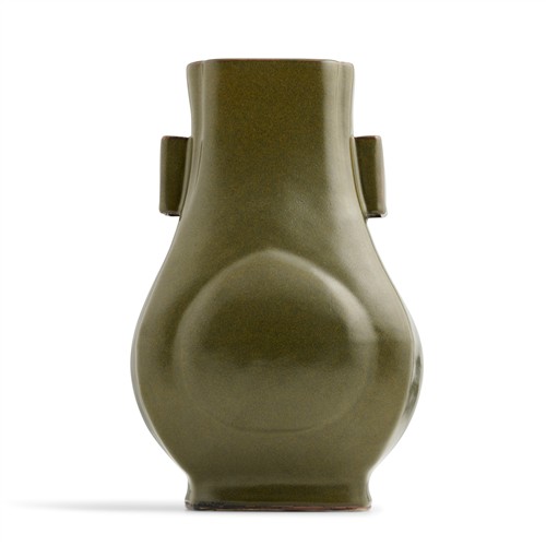 22 · A CHINESE TEADUST-GLAZED VASE, FANGHU, QIANLONG INCISED SIX-CHARACTER SEAL MARK AND POSSIBLY OF THE PERIOD (1736-1795)