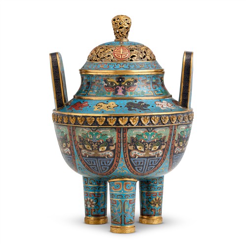 41 · A CHINESE CLOISONNÉ ENAMEL TRIPOD CENSER AND COVER, QIANLONG MARK, QING DYNASTY, 18TH/19TH CENTURY