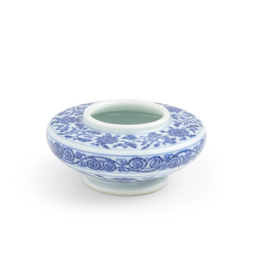 91 · A CHINESE BLUE AND WHITE WASHER, YONGZHENG MARK, QING DYNASTY (1644-1911)