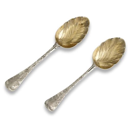 94 · A PAIR OF COLONIAL AMERICAN SILVER DESSERT SERVING SPOONS ATTRIBUTED TO PAUL REVERE Snr Maker's mark 'PR', mid-eighteenth century, p
