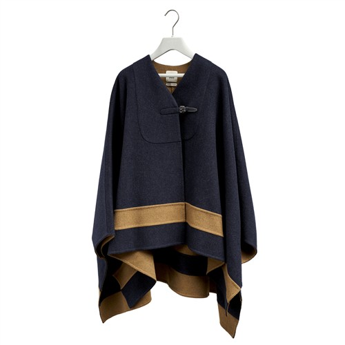 68 · HERMÈS, CASHMERE CAPE
