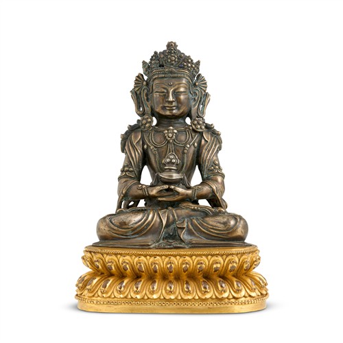 78 · A SINO-TIBETAN SILVER AND GILT-BRONZE FIGURE OF SEATED AMITAYUS, QING DYNASTY (1644 - 1911)