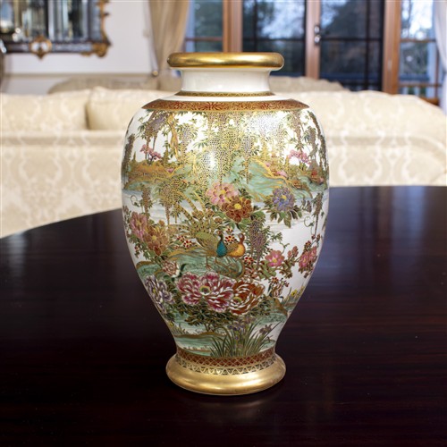69 · A SATSUMA VASE