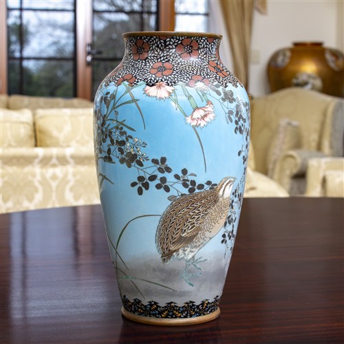 50 · AN UNSIGNED MEIJI PERIOD CLOISONNE VASE CIRCA 1880