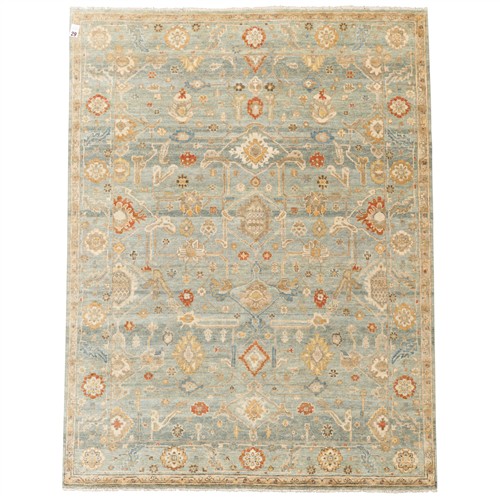 29 · A 19TH CENTURY SULTANABAD DESIGN CARPET (398L X 297W CM)