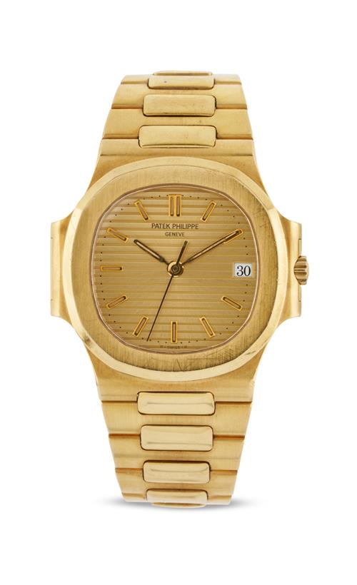 Patek Philippe Nautilus Ref 3800/1 A Fine 18ct Gold Bracelet Watch With Sigma Dial Circa 1995