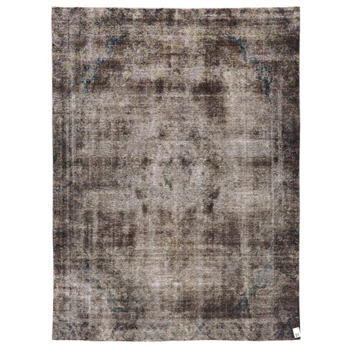 51 · A CONTEMPORARY OVER-DYED PERSIAN KASHAN (358L X 270W CM)