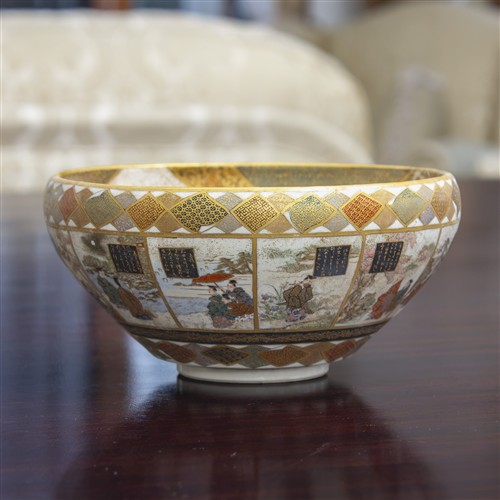 61 · A MEIJI PERIOD SATSUMA BOWL BY THE KINKOZAN STUDIO