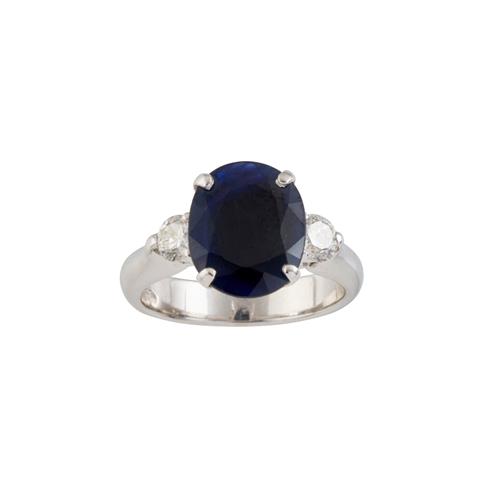 72 · SAPPHIRE AND DIAMOND RING