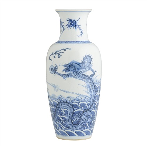 98 · A CHINESE BLUE AND WHITE DRAGON VASE, JIAJING MARK, QING DYNASTY (1644 - 1911)