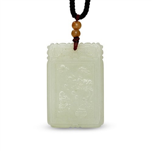 A FINE CHINESE WHITE JADE PLAQUE, QING DYNASTY, 18TH/19TH CENTURY