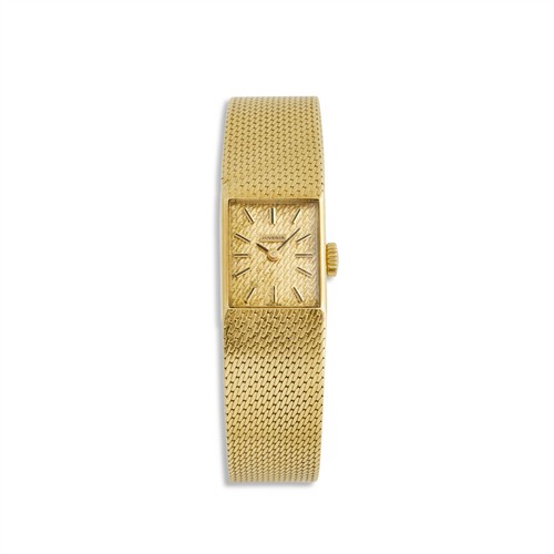 32 · JUVENIA A LADY'S 18CT GOLD BRACELET WARTCH CIRCA 1965