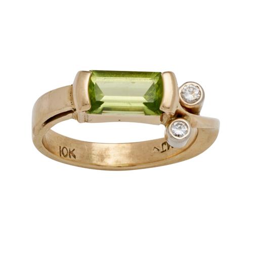 62 · PERIDOT AND DIAMOND RING