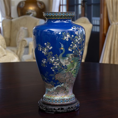 47 · A MEIJI PERIOD CLOISONNE VASE BY THE ANDO WORKSHOP