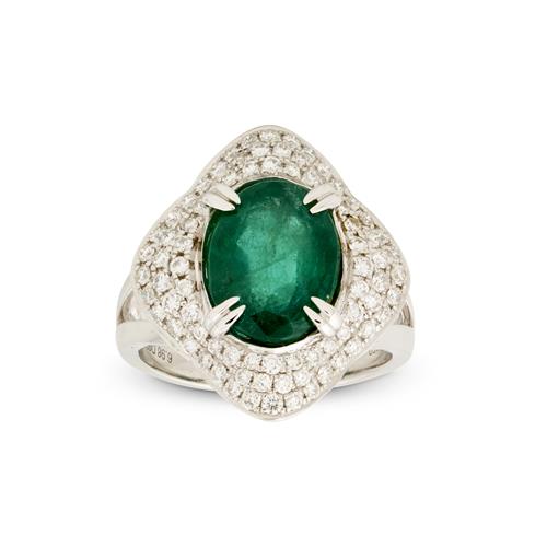 18ct White Gold, Emerald And Diamond Ring